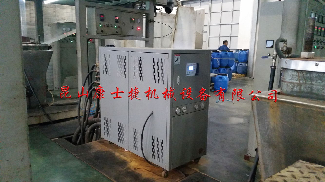 【塑料行業(yè)用冷水機】塑料行業(yè)冷水機的選用